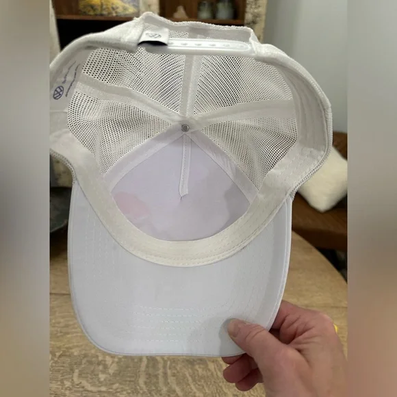 Volkswagen Snap Back White Mesh Trucker Baseball Hat - Picture 7 of 9